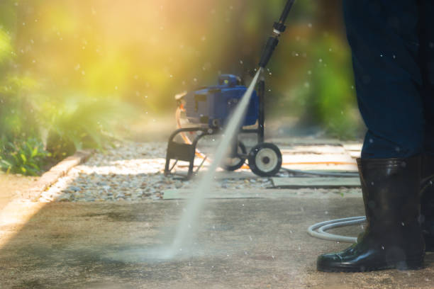Best Driveway Pressure Washing  in Galesburg, IL